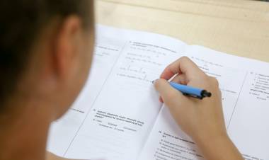 Buca’da öğrenciye destek