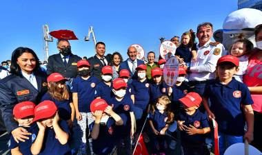 Başkan Soyer İtfaiye Haftası kapsamındaki törende konuştu: “Hem İzmir’e hem de ülkemize umut olmayı başardık”