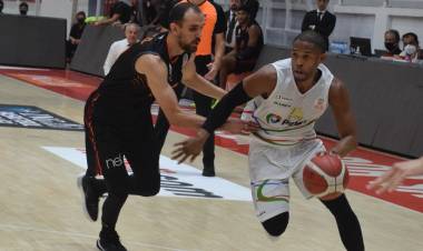 Aliağa Petkim Spor 81 – 95 Galatasaray NEF
