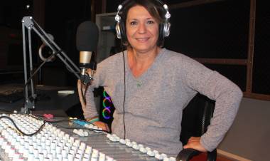 Öğrenci yurdundaki yasağa “pijamalı” protesto