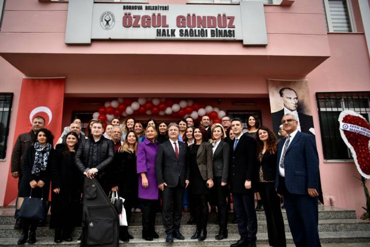 Bornova Belediyesi, ‘Yaşlı Dostu Kentler Ağına’ dahil oldu