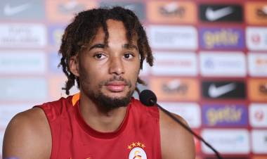 Derbi öncesi Sacha Boey'dan kötü haber