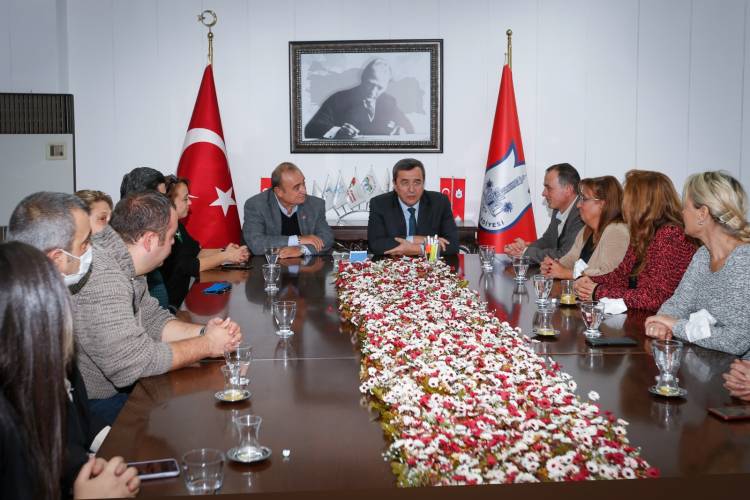 CHP Konak'ın yeni başkanından Batur'a ziyaret