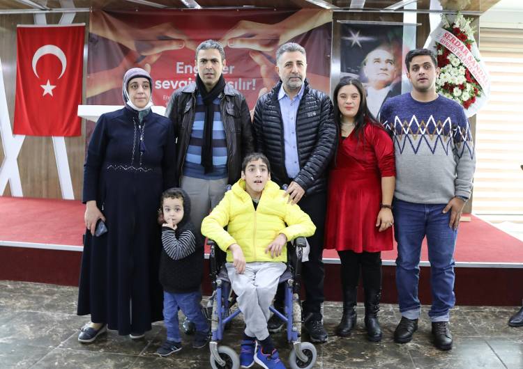 Başkan Sandal: Asla yalnız değilsiniz