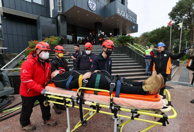 Buca’da film gibi tatbikat