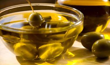 Zeytinyağı kanserden ve kalp hastalıklarından koruyor