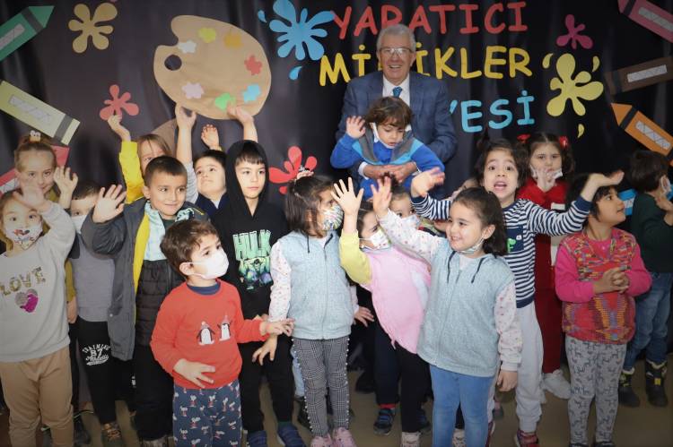 Ödemişli çocuklar hem eğleniyor hem öğreniyor