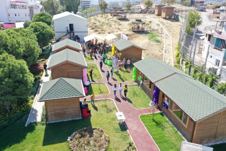 Bakanlıktan Konak Engelsiz Yaşam Köyü’ne Tam not