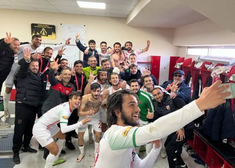 Karşıyaka 3'te 3 yaptı