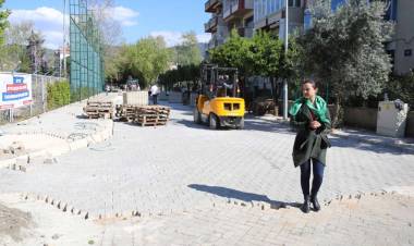 Efes Selçuk'ta Yol Yapım Çalışmaları Sürüyor!