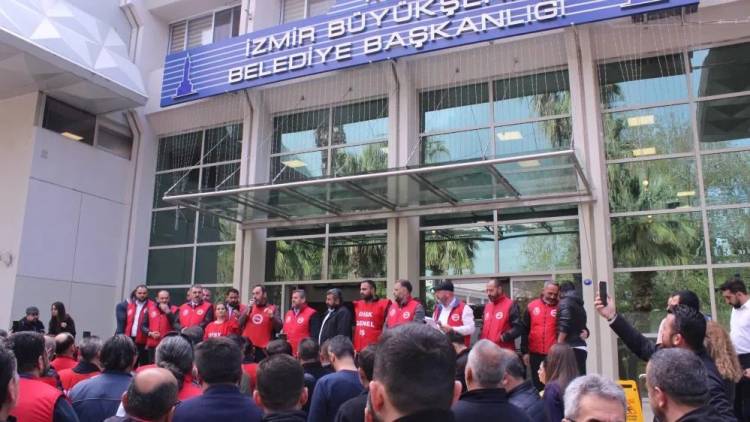 İzmir Büyükşehir'in İZELMAN İşçileri İş Bıraktı!