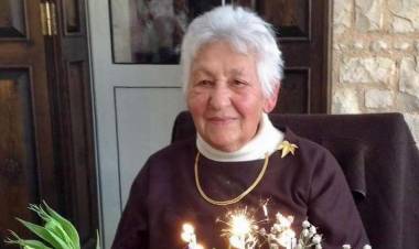 Şerafettin İzmir'in Kızı Gönül İzmir Manioğlu Vefat Etti!