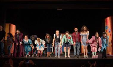 “Soytarılar Okulu” İzmirli Çocuklarla Buluştu!