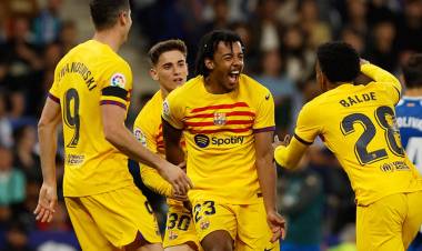 Barcelona La Liga' da Şampiyon Oldu!