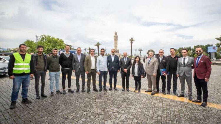 “Kemeraltı’nın 50 Yılını Kurtaracak bir Çalışma Yapıyoruz”