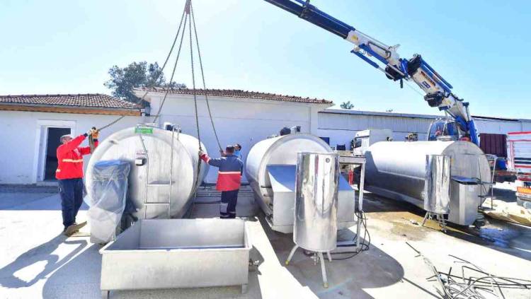 Hataylı Süt Üreticilerine İzmir’den Tank Desteği!