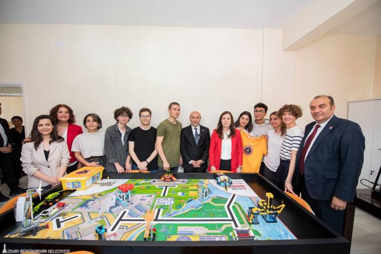 Başkan Soyer Balçova'da Gençlerle Buluştu!