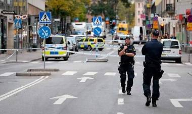 İsveç'te Bir İlk: PKK'yı Finanse Ettiğinden Şüphelenilen Bir Kişiye Soruşturma