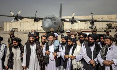 Taliban, Kuaför ve Güzellik Salonlarına Taktı!