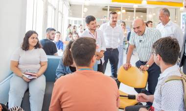 'Gençler İzmir’i Tercih Edin!'