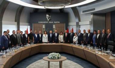 Kılıçdaroğlu İzmirli Başkanları Kabul Etti!