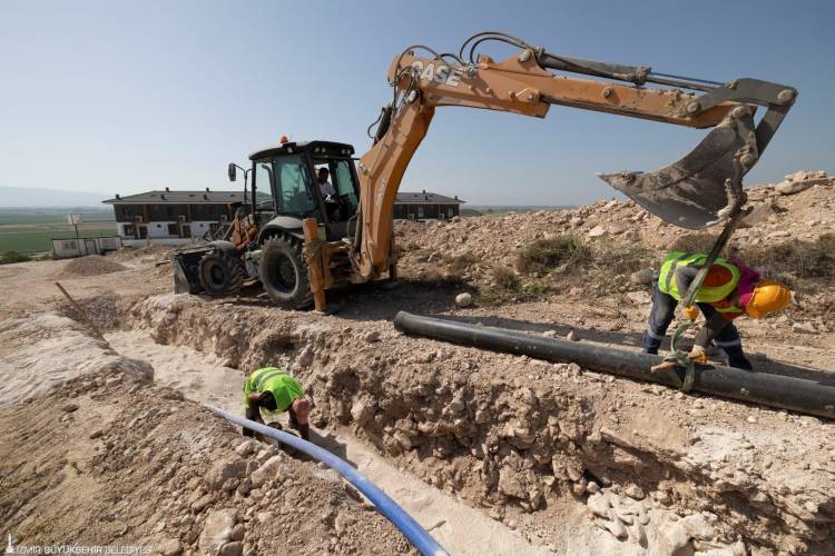 Menemen' de Su Hattı Silbaştan !