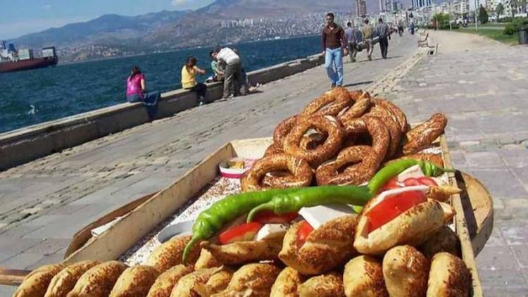 İzmir'de Boyoz, Gevrek Ve Kumruya Zam!
