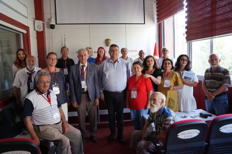 9 Ülkeden, 18 Şair Ve Yazar Seferihisar’da Buluştu !