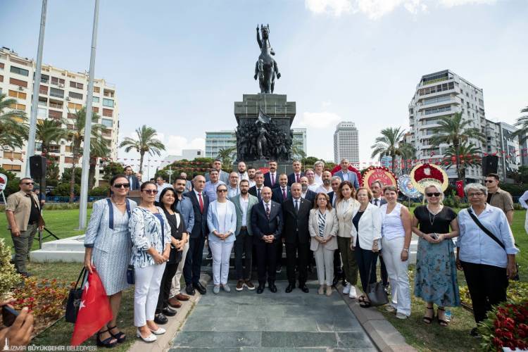 Soyer, “Hayaletler Düzenini Delip Geçeceğiz”