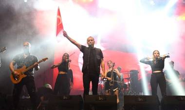 Torbalı ‘Kurtuluşu’nu Haluk Levent’le Kutladı!