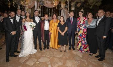 Tunç Soyer'in Kızı Duygu Soyer Hayatını Çağan İzgi İle Birleştirdi!