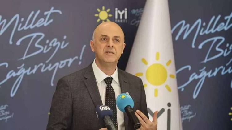 Meral Akşener Açıkladı: İşte İyi Parti'nin İzmir Adayı!