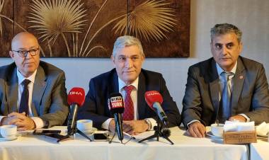 VATAN PARTİSİ’NİN İZMİR ADAYI SERHAN BOLLUK OLDU