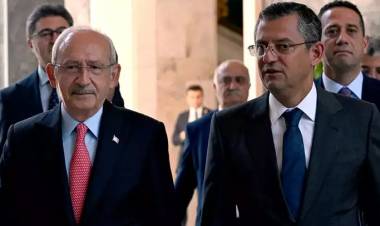 CHP'li Özgür Özel'den Kılıçdaroğlu'nun sözlerine yanıt: Kapı önüne koymaları değil; babaevinin kapılarını açmayı vadediyorum