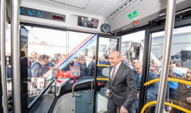 Tunç Soyer, 65 Yaş Üstü Vatandaşların Ücretsiz Toplu Taşıt Kullanımı Hakkında Açıklama Yaptı