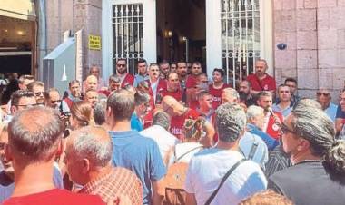 İZENERJİ Çalışanlarından İkramiye İsyanı: 11 bin işçi iş bıraktı