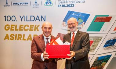 İzmir Büyükşehir Belediyesi, Cumhuriyetin 100. Yılında İzmir'e Yayınevi Kazandırdı